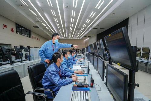 新華全媒+ | 智能巡檢、智慧施工、智控工廠——記者實(shí)地探訪5G+工業(yè)互聯(lián)網(wǎng)應(yīng)用成效